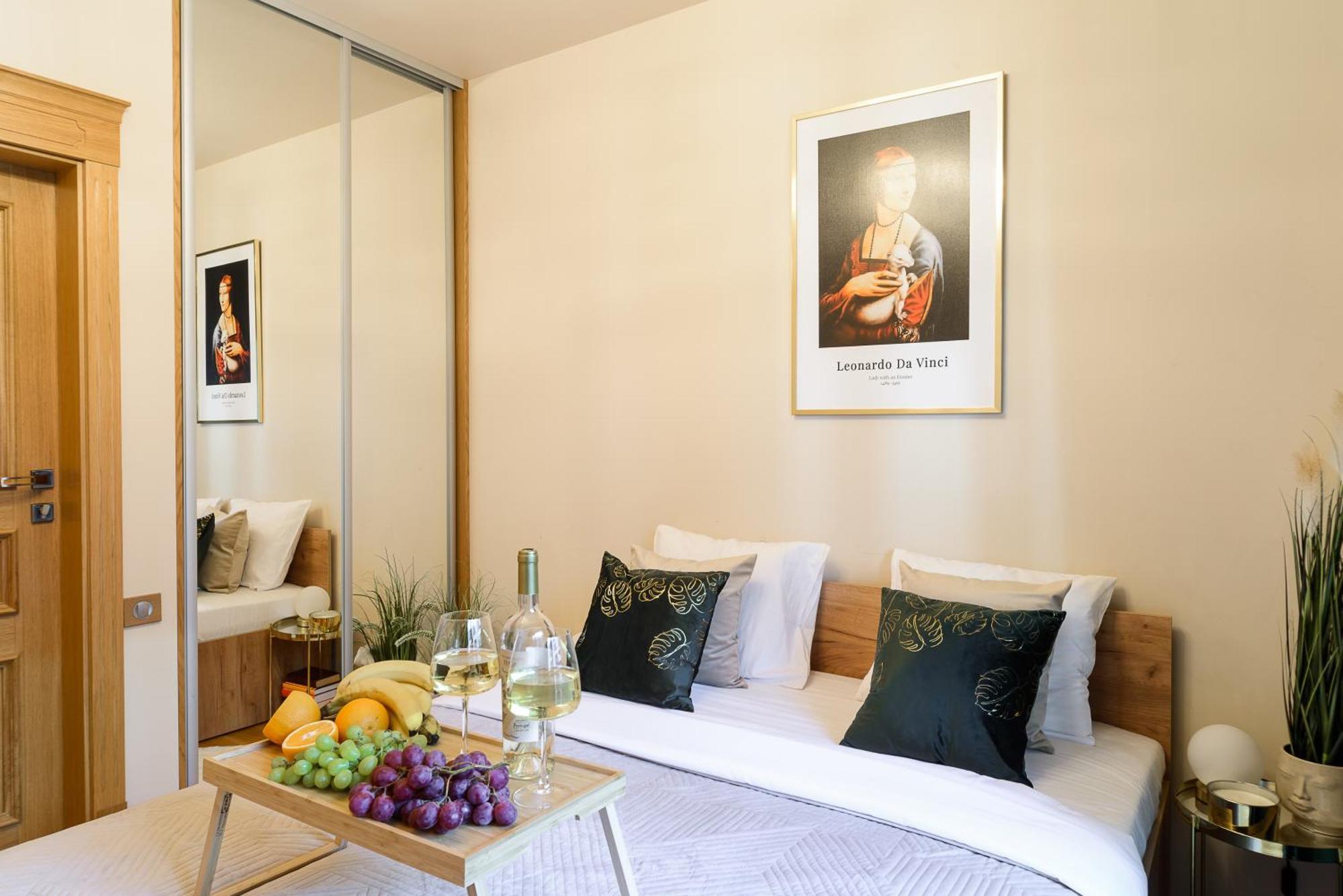 Lumina Premium Apart Near Mennica Residence Варшава Экстерьер фото